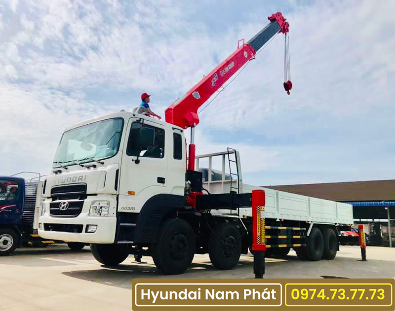 Xe Tải Hyundai HD320 4 Chân Gắn Cẩu 12 Tấn Atom 1205